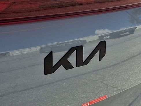 New 2026 Kia Carnival SX FWD image 20