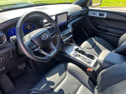 Used 2022 Ford Explorer ST w/ Equipment Group 401A AWD/4WD image 18