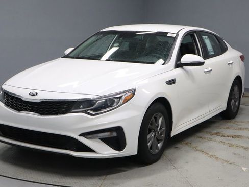 Used 2020 Kia Optima LX FWD image 6