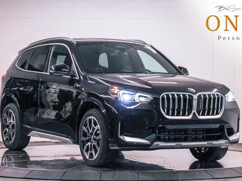 New 2025 BMW X1 xDrive28i w/ Convenience Package image 1