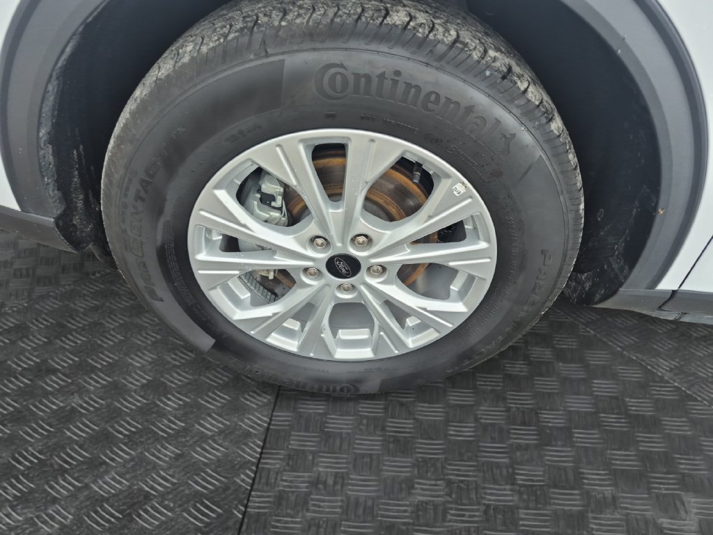 Used 2025 Ford Escape Active AWD/4WD image 14