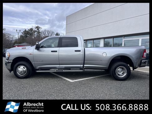 Used 2024 RAM 3500 Big Horn image 2