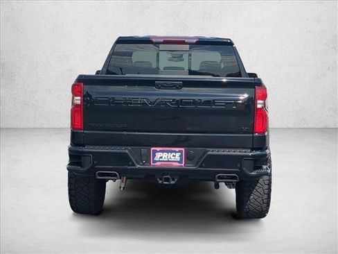 Used 2023 Chevrolet Silverado 1500 LT Trail Boss w/ LT Trail Boss Premium Package AWD/4WD image 6