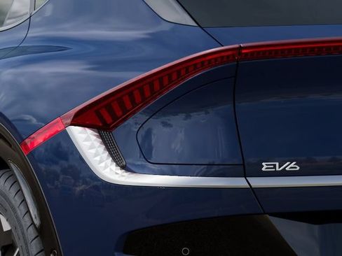 New 2026 Kia EV6 Wind RWD image 12