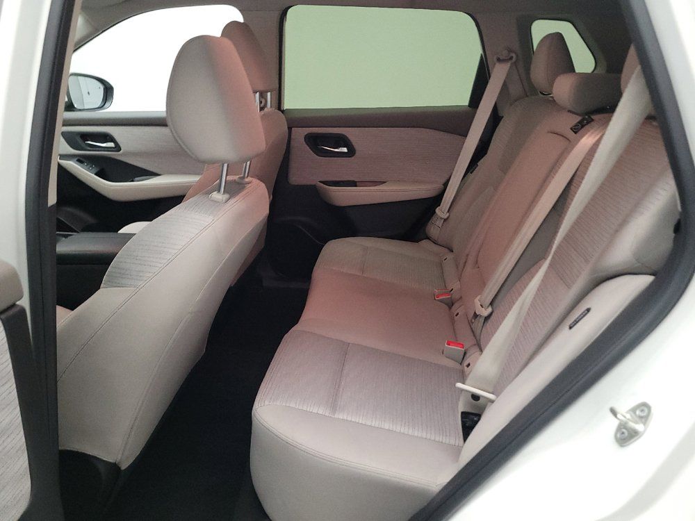 Used 2023 Nissan Rogue SV FWD image 18