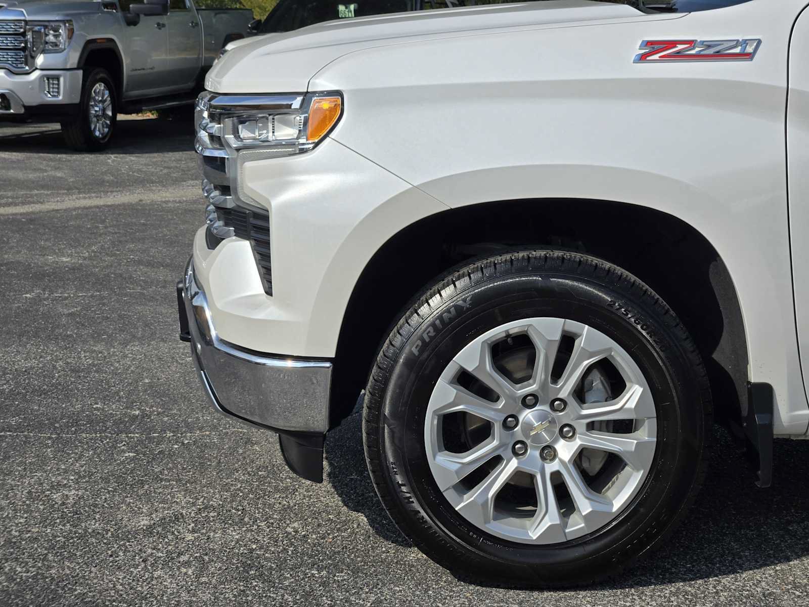 Certified 2022 Chevrolet Silverado 1500 LTZ w/ LTZ Premium Texas Edition AWD/4WD image 8