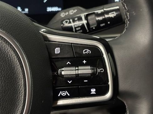 Used 2025 Kia Sorento SX FWD image 20