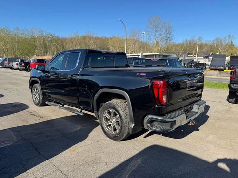 Used 2019 GMC Sierra 1500 SLE w/ SLE Value Package AWD/4WD image 2