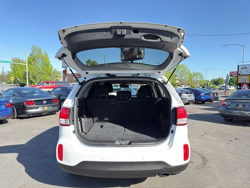 Used 2014 Kia Sorento LX AWD/4WD image 19