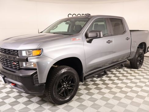 Used 2021 Chevrolet Silverado 1500 Custom Trail Boss AWD/4WD image 9