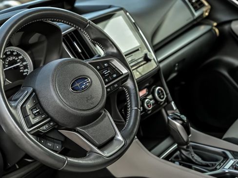 Used 2020 Subaru Forester Limited AWD/4WD image 18