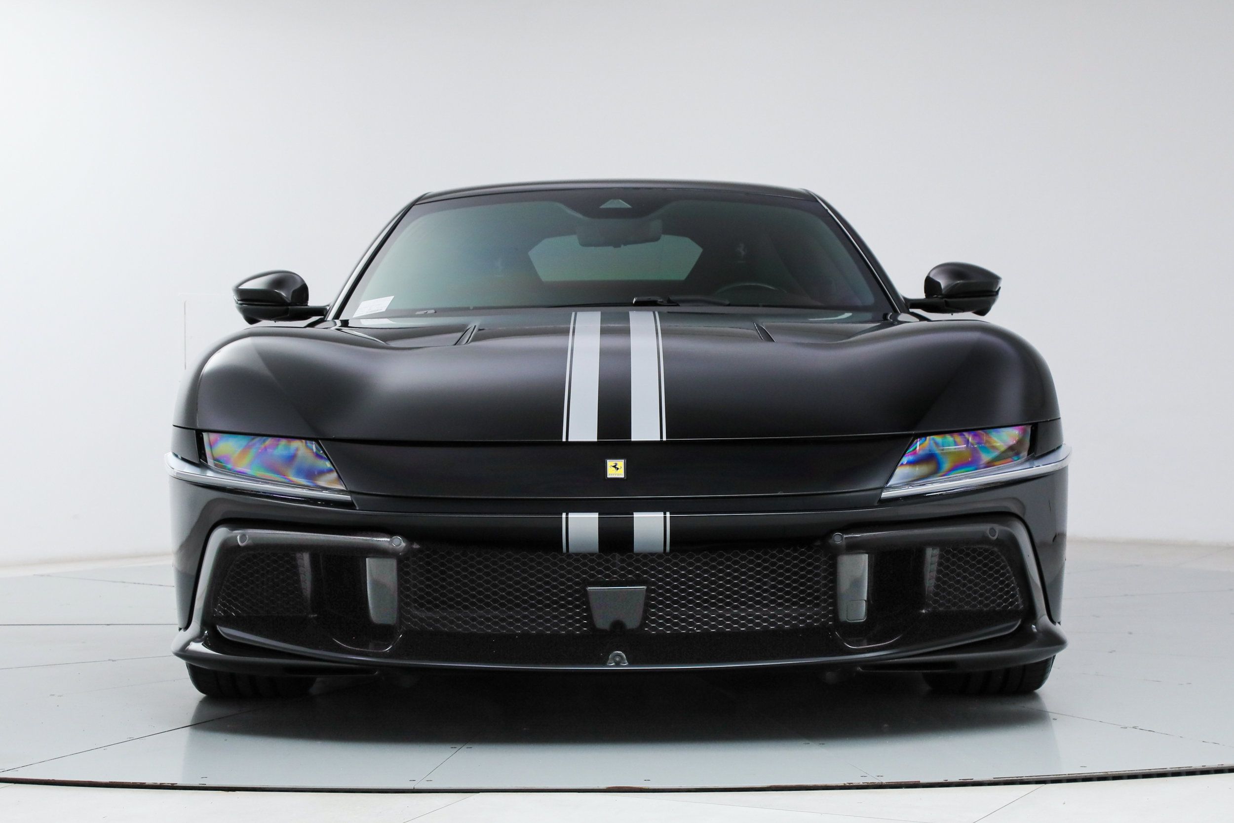 Certified 2025 Ferrari 12Cilindri RWD image 11