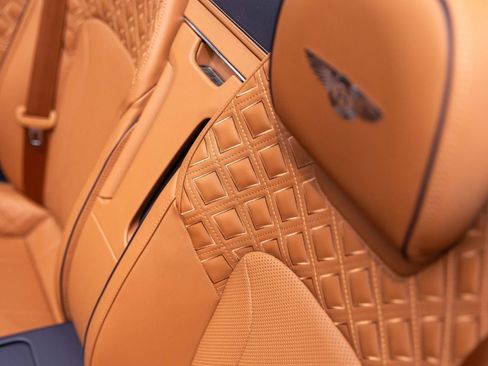 Certified 2023 Bentley Continental GT Azure AWD/4WD image 28
