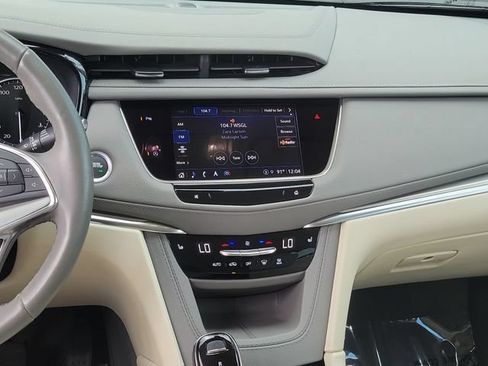 Certified 2024 Cadillac XT5 Premium Luxury FWD image 21