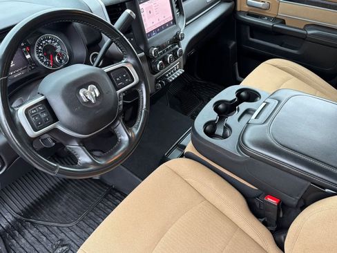 Used 2022 RAM 2500 Big Horn w/ Level C Equiment Group image 11