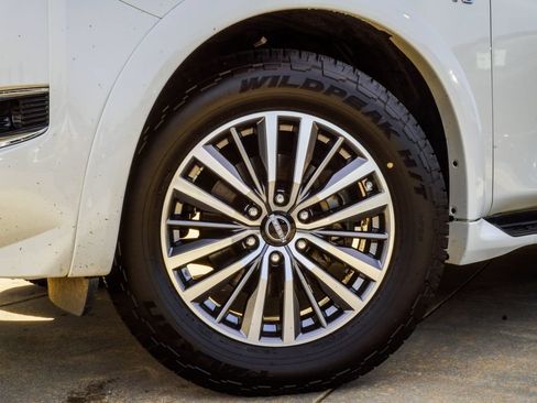Used 2022 Nissan Armada SL RWD image 3