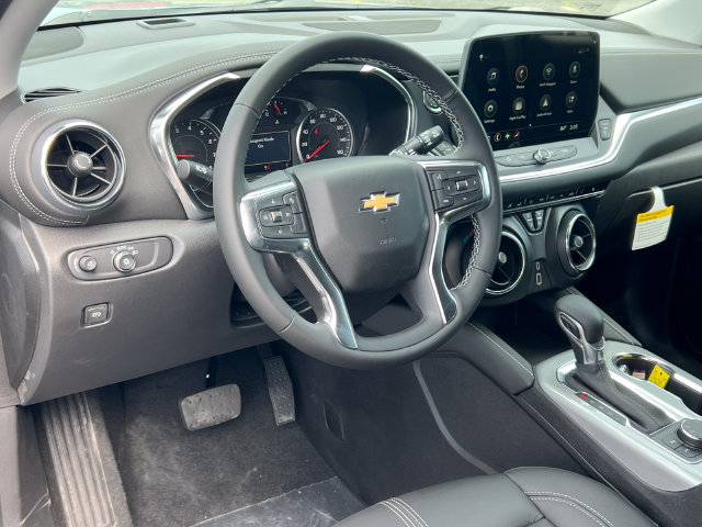 New 2026 Chevrolet Blazer LT AWD/4WD image 16