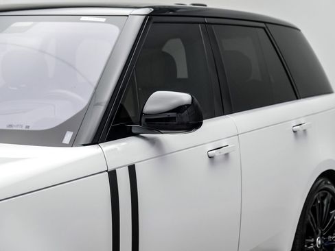 Used 2023 Land Rover Range Rover Autobiography AWD/4WD image 28