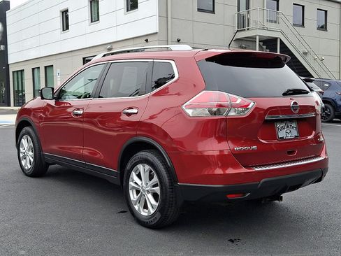 Used 2015 Nissan Rogue SV w/ SV Premium Package AWD/4WD image 4