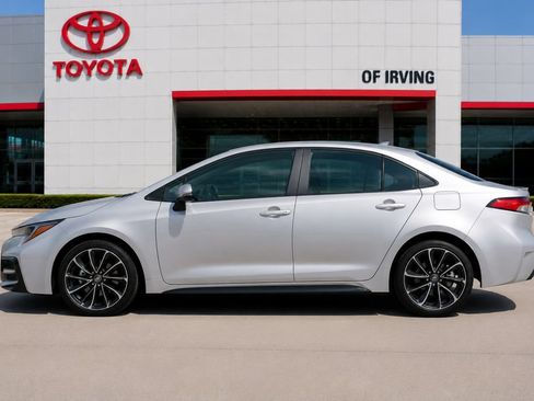 Used 2023 Toyota Corolla SE FWD image 6