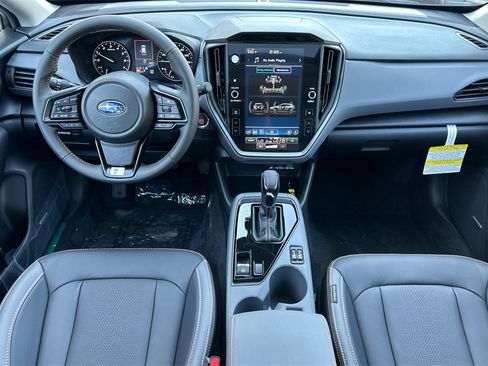 New 2025 Subaru Crosstrek 2.5i Limited w/ Crosstrek Mirror Package image 17