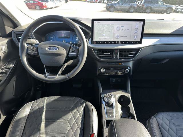 Used 2023 Ford Escape Platinum w/ Premium Technology Package AWD/4WD image 12