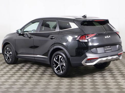 Used 2023 Kia Sportage EX AWD/4WD image 9