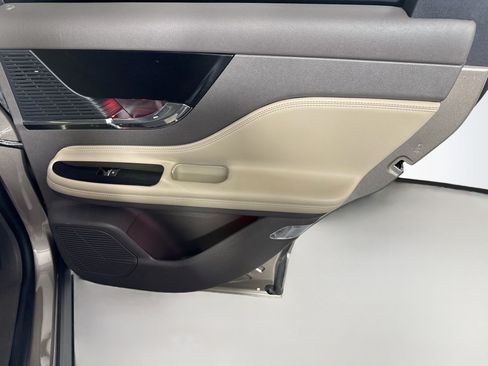 Used 2020 Lincoln Corsair FWD w/ Equipment Group 101A image 28
