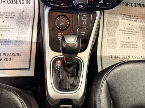 Used 2019 Jeep Compass Latitude w/ Cold Weather Group image 29