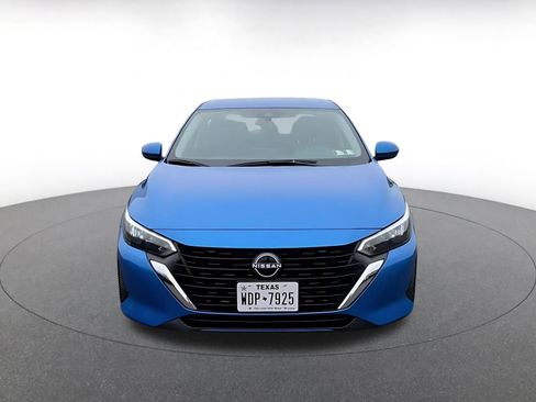 Used 2025 Nissan Sentra SV image 5