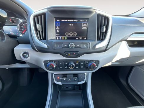 Used 2023 GMC Terrain SLE w/ Driver Convenience Package image 11