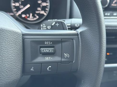 Used 2026 Nissan Rogue S FWD image 18