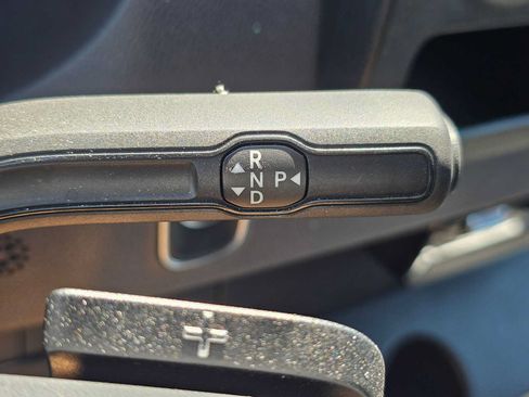 Used 2025 Mercedes-Benz Sprinter 2500 image 31