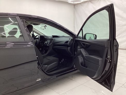 Used 2018 Subaru Impreza 2.0i AWD/4WD image 17