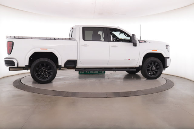 Used 2024 GMC Sierra 2500 AT4 w/ Technology Package AWD/4WD image 6