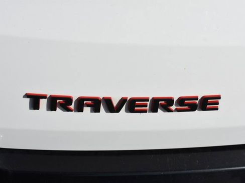 Used 2023 Chevrolet Traverse Premier w/ Redline Edition image 14