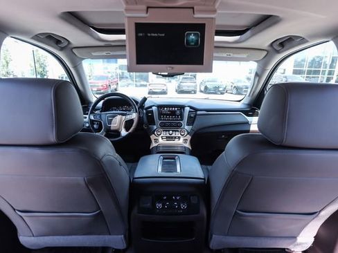 Used 2019 GMC Yukon Denali w/ Denali Ultimate Package AWD/4WD image 22