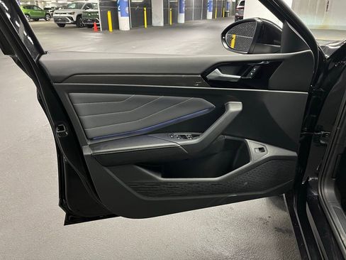 New 2026 Volkswagen Jetta SEL FWD image 18