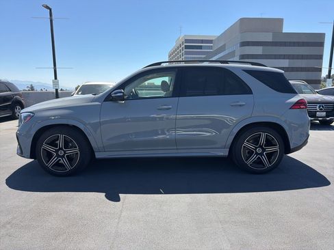 Used 2024 Mercedes-Benz GLE 580 4MATIC image 2