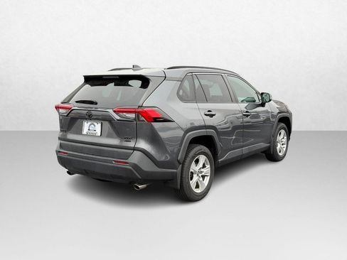Used 2021 Toyota RAV4 XLE image 7