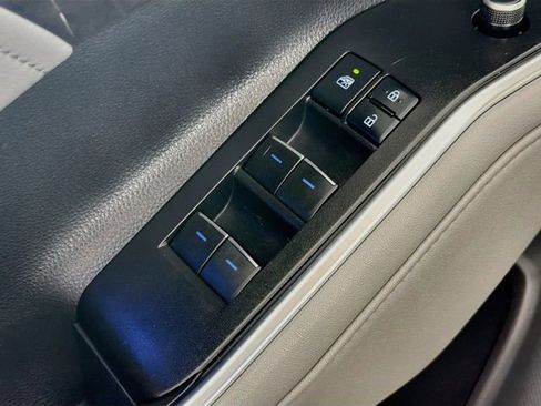 Used 2021 Toyota Highlander Platinum AWD/4WD image 25