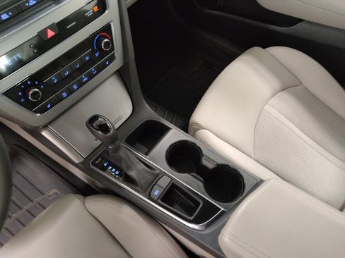 Used 2015 Hyundai Sonata Sport FWD image 26