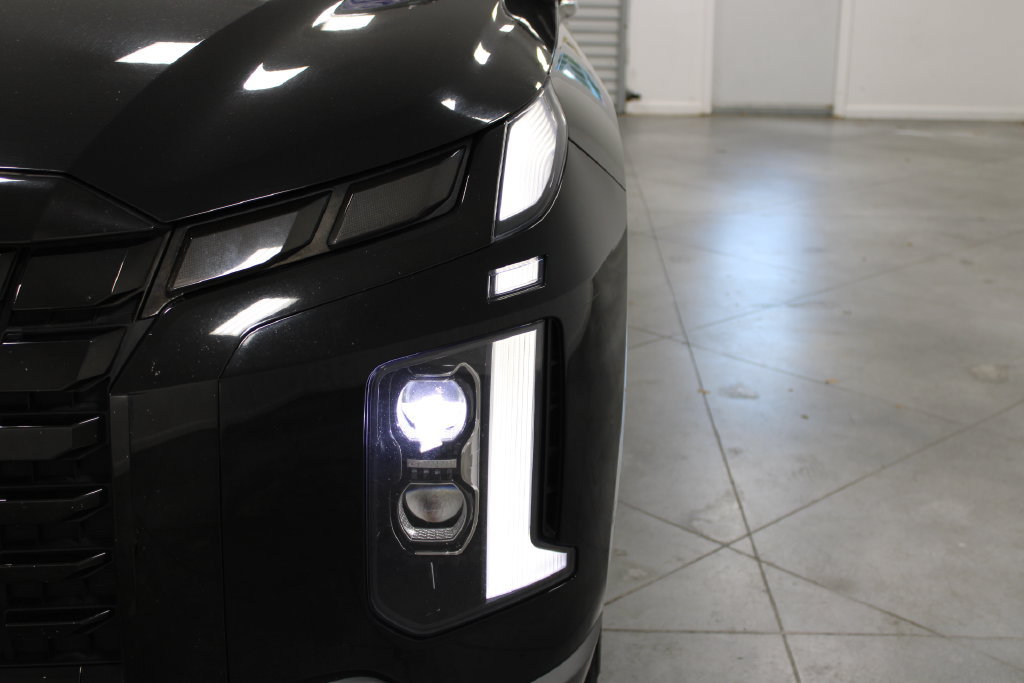 Used 2024 Hyundai Palisade SEL w/ Premium Package FWD image 12