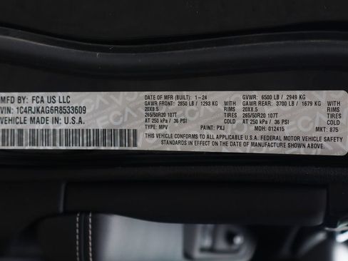 Used 2024 Jeep Grand Cherokee L Altitude AWD/4WD image 54
