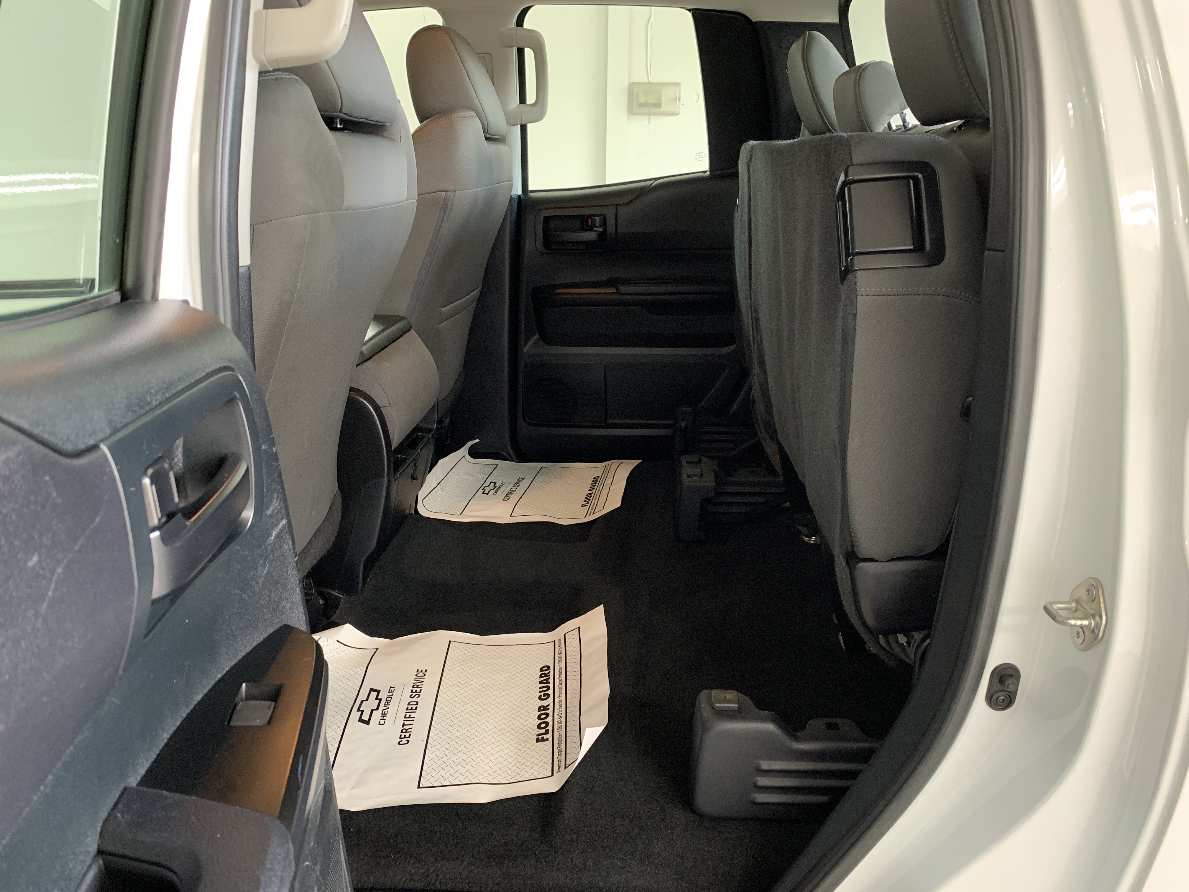 Used 2017 Toyota Tundra SR AWD/4WD image 39