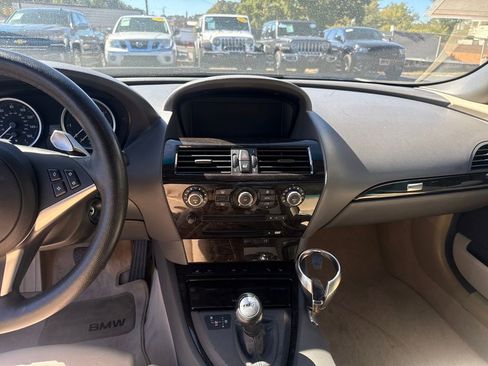 Used 2005 BMW 645Ci Convertible image 13