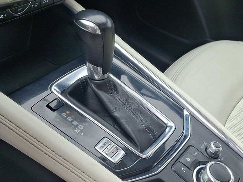 Used 2018 MAZDA CX-5 Grand Touring w/ Premium Package image 12