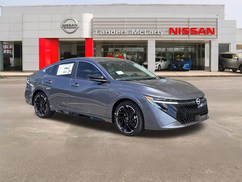 New 2026 Nissan Sentra SR w/ Floor Mat Package FWD image 1