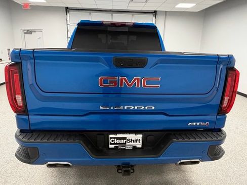 Used 2023 GMC Sierra 1500 AT4 w/ Technology Package AWD/4WD image 8