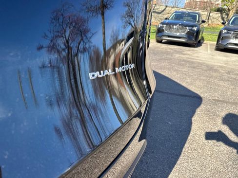 Used 2023 Tesla Model Y Long Range image 44